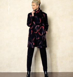 V8933 from Vogue's Fall 2013 Collection